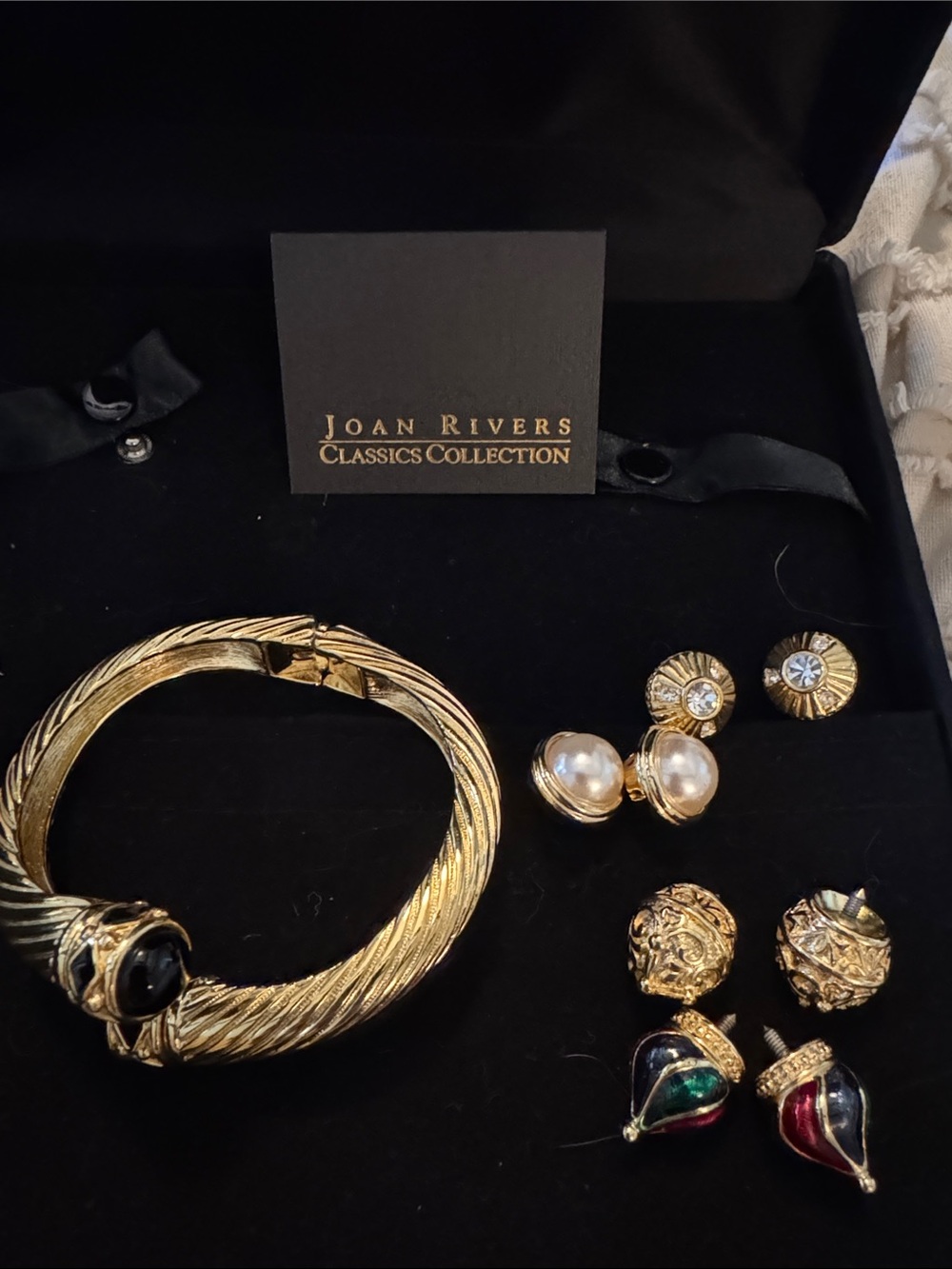 Joan Rivers Gold-Tone Hinged Bracelet W/ 5 Sets Of Interchangeable Tips/Charms